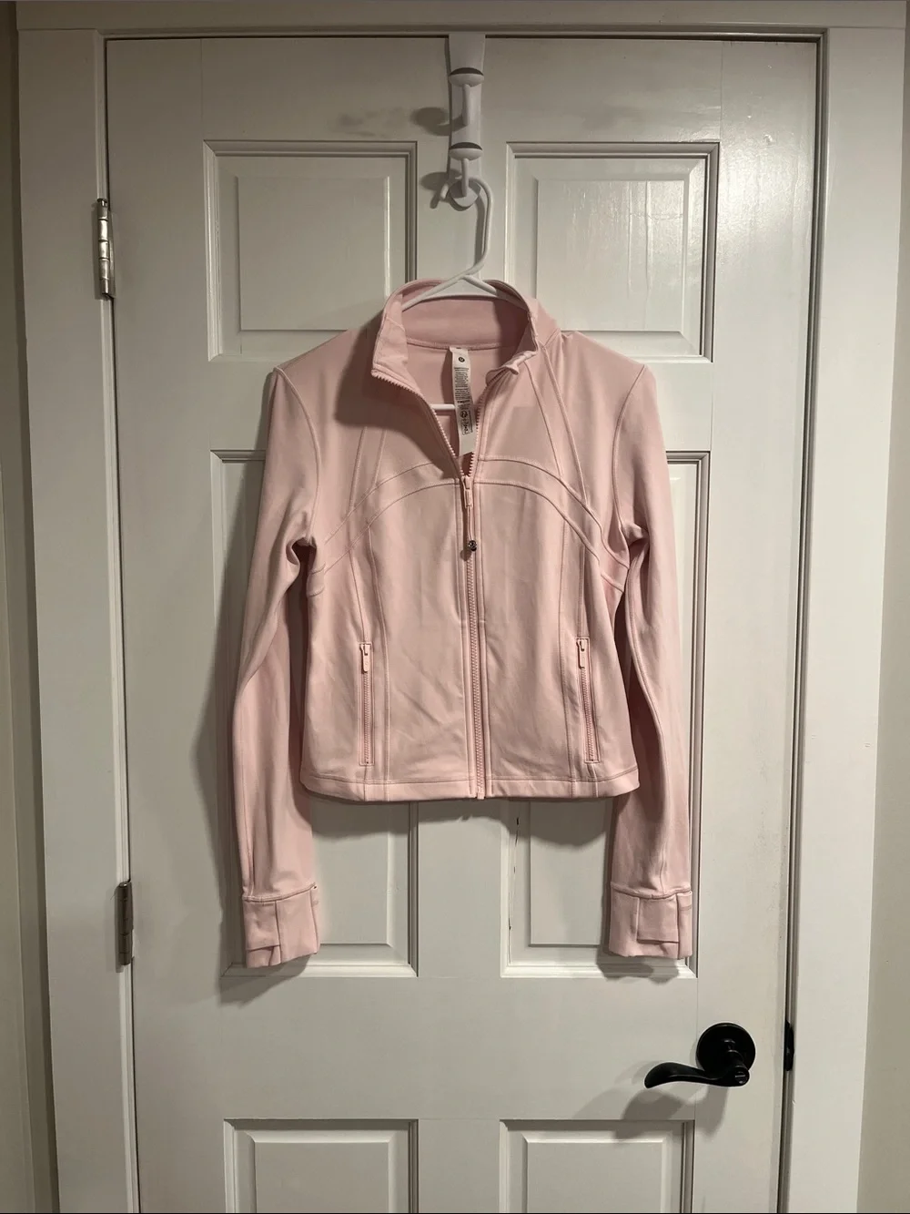 Lululemon Define Cropped Zip Up Jacket in Pink Size 8
